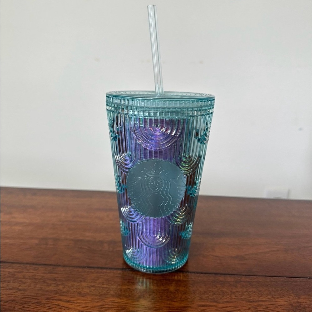 Starbucks 2022 Iridescent Mermaid Tumbler 16oz